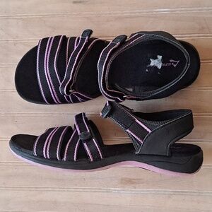 Alpine Design Sport Hiking Trail Comfort  Strappy Cushioned Velcro Sandals